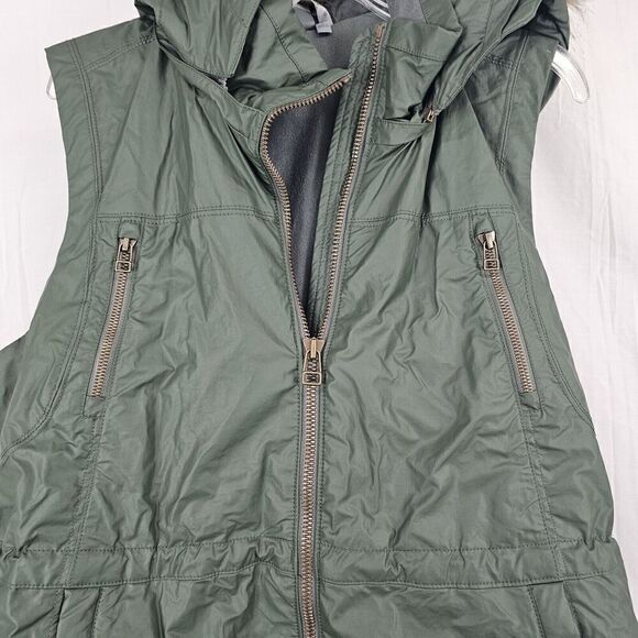 Athleta Green Alpine Air Vest Faux Fur Removable Hood Zip Pockets Size Large - Picture 4 of 9